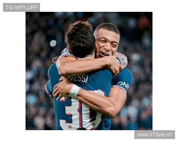 姆巴佩vs梅西同年龄数据对比：谁的成长速度更恐怖