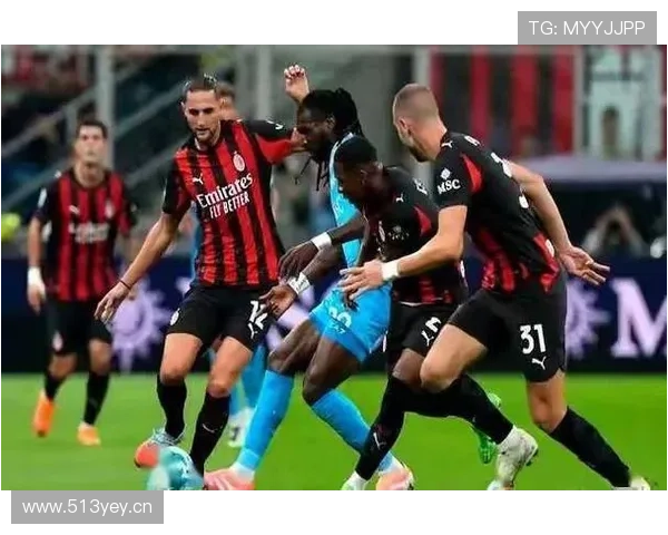 AC米兰的控制力不足，本质是中场与边路脱节