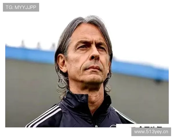 因扎吉执教风格解析:高位逼抢与快速反击下的攻守平衡