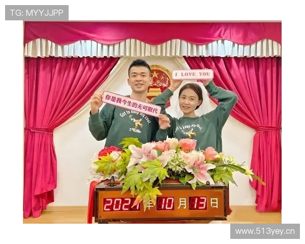 郑思维这节奏，一边打球一边像在审美大片拍摄现场？